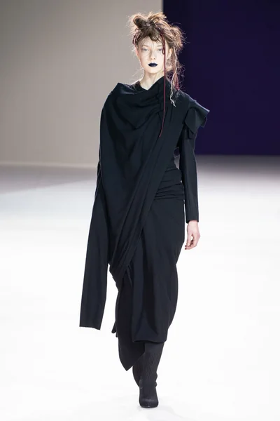 Look 1